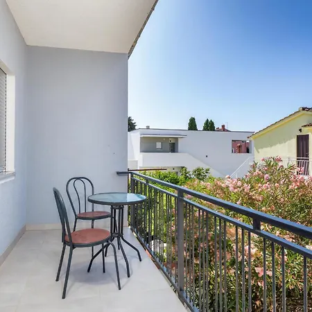 3 Bedroom Stunning In *